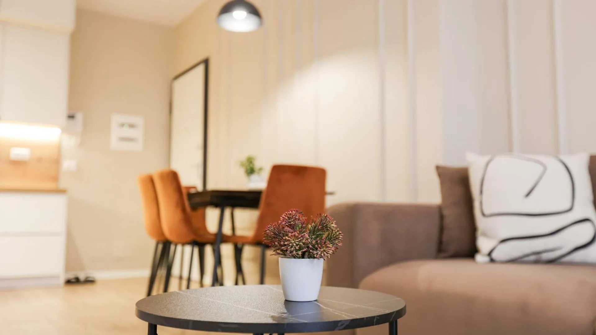 Gardenia Apartment 티라나